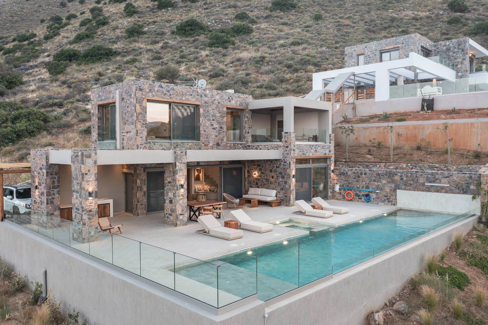Villa Anemolithos
